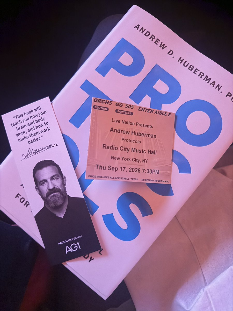 churchill_dan's tweet photo. About to add 10 points to my IQ with this show tonight in nyc @hubermanlab https://t.co/vbgZB3TfN7