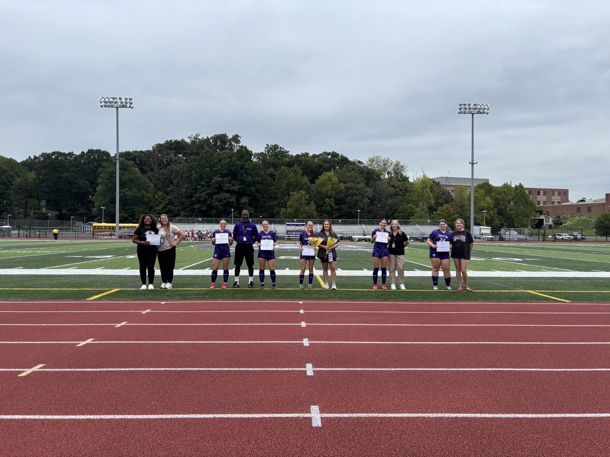 ESASDSOUTHATH's tweet photo. Congratulations to girls soccer on their victory over PM East 3-1!  And congratulations to our seniors and the mentors on mentor day! https://t.co/4yZLlhf17A