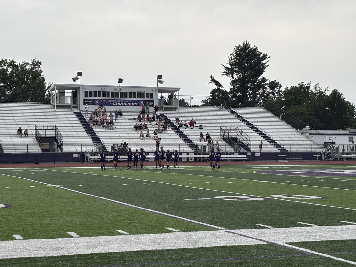 ESASDSOUTHATH's tweet photo. Congratulations to girls soccer on their victory over PM East 3-1!  And congratulations to our seniors and the mentors on mentor day! https://t.co/4yZLlhf17A