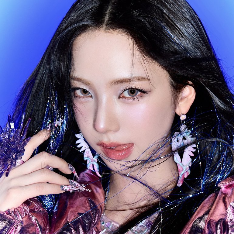 idlecharts's tweet photo. SOYEON’s “I’m gonna TOESA” (2) has surpassed KARINA’s “UP” (1) becoming the song by a 4th-generation soloist with the most Realtime All-Kills. https://t.co/NxKMB45KAV