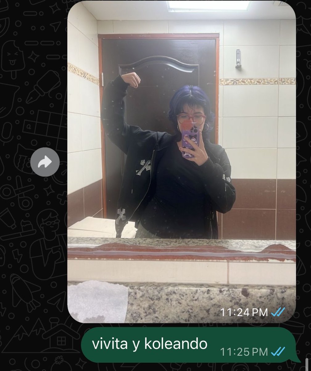 kumstriid's tweet photo. cuando la muerte me persiguió por 3 meses https://t.co/78Nkv0Z16b