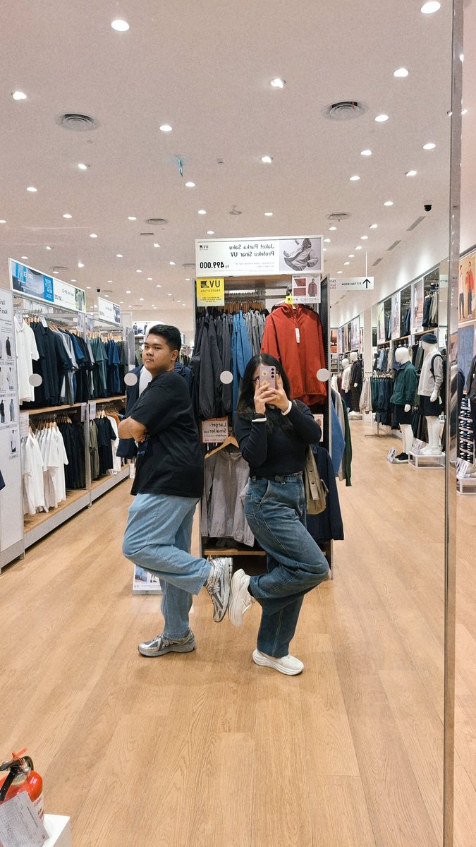 281yr's tweet photo. bertemu pacarku yg super duper menggemaskan <3 https://t.co/keRlUfxgkm