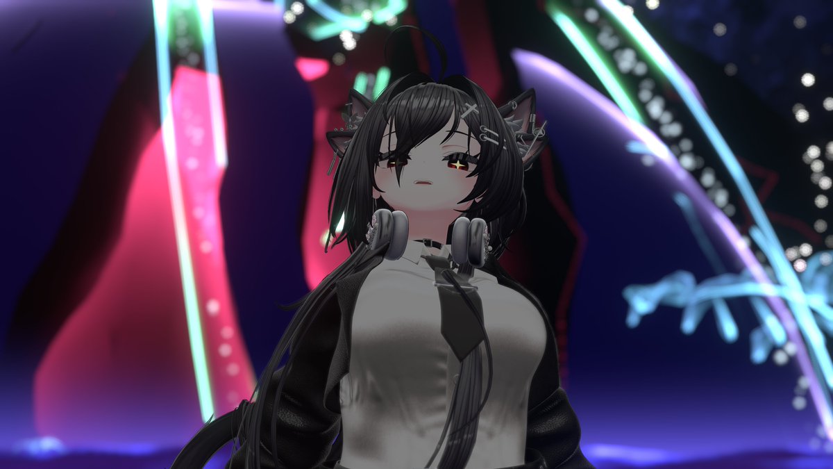 H4KU_VRChat's tweet photo. はくえもんVRデビュー！！！！
キラキラしたワールド行って車運転してボクシングやってみた！こりゃはまるわって感じ！！
ジブリのワールドも行ったけどジブリ作品の宝やった！
はく「ゴリアテだ！」とか「カオナシだ！」ではしゃぎまくりの1日だった！！！
 #VRChat https://t.co/TKHwF1N101