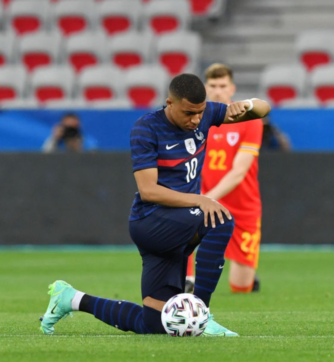 RadioGenoa's tweet photo. Mbappe took a knee on racism and made BLM gesture (raised clenched fist), yet he refused to show solidarity with Spaniards in Ceuta. A despicable and brainless individual. https://t.co/jiGkFePeBe