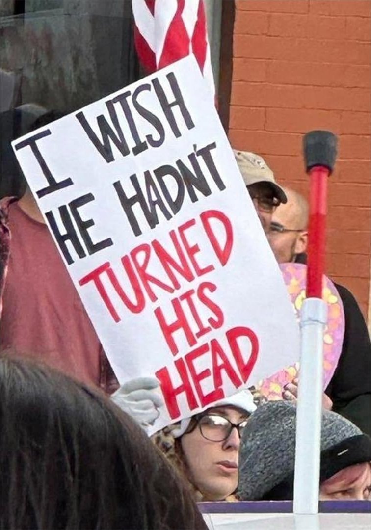 Hot_Pizza_Slice's tweet photo. @__0HOUR1_ Yeah so let's give these psychopaths more power 🙄 https://t.co/vt3dVXWRpU
