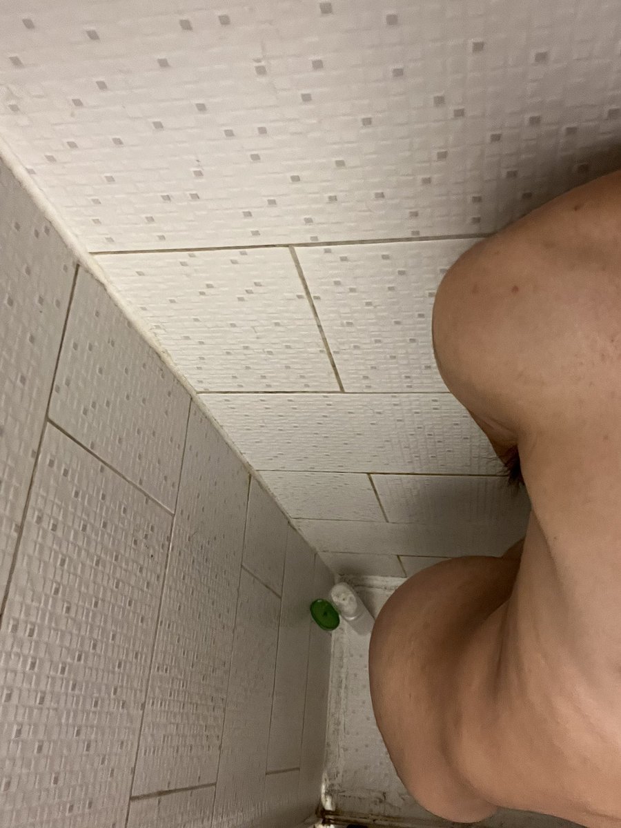 _zzhirr's tweet photo. Antes del 18 🇨🇱🍑🔥
#CuloTragón #chile #twink #gay #pasivo #mlm https://t.co/KUnnIDaPy1