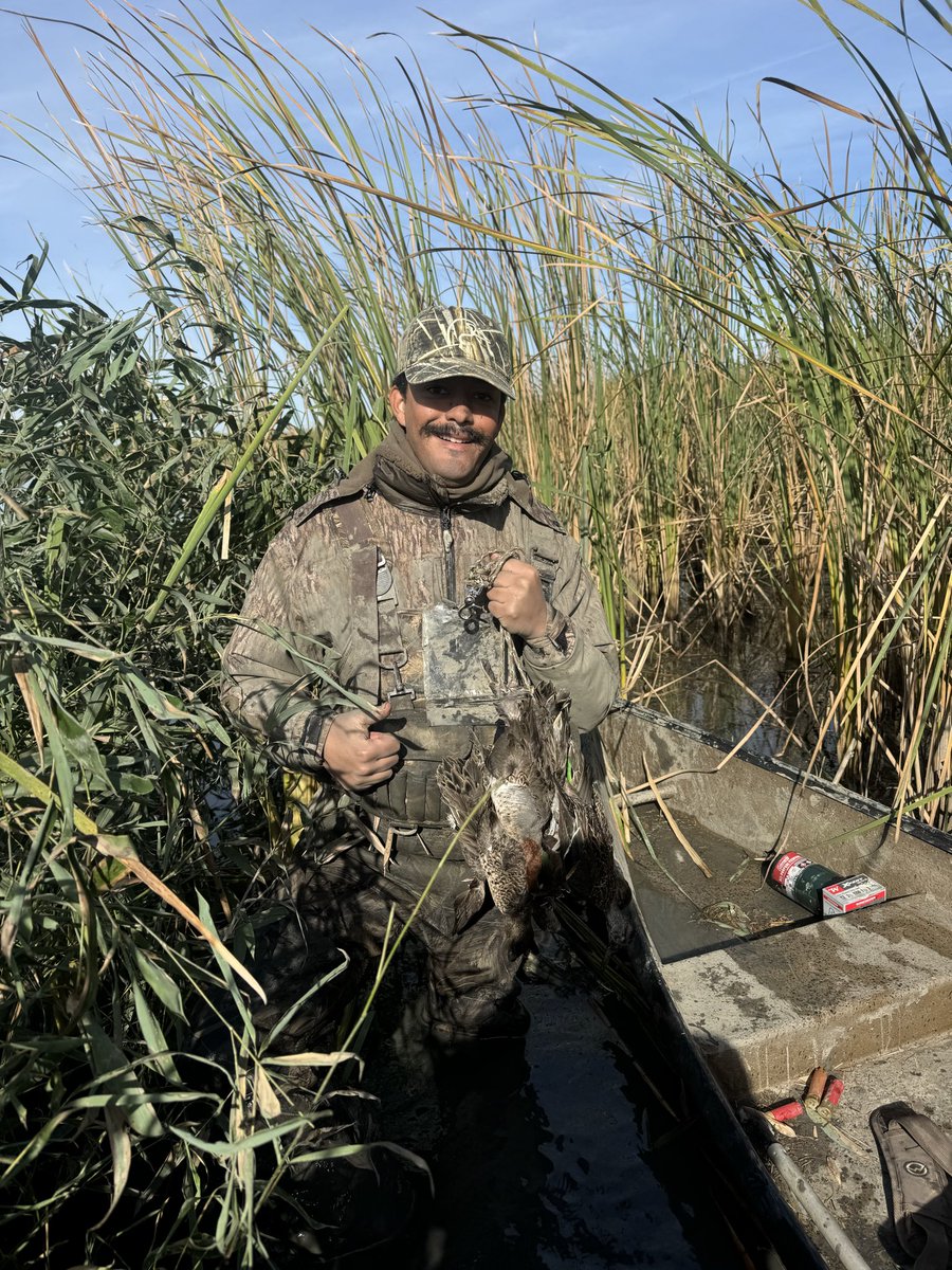 jnichols_1997's tweet photo. Last year was one of the best seasons since moving since moving to Alabama! What will this season be like?? 🤔 #BeyondTimberandWater #GoHUNT https://t.co/sn5Ahe0uPS