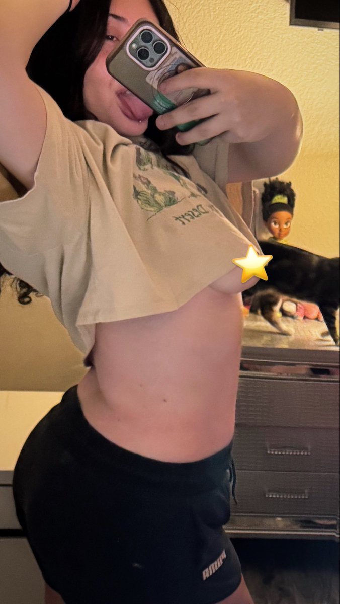 feen4aarianaa's tweet photo. Eat it?😩🤰🏻#baddie #nsfwtwtًً #youngho https://t.co/fLqhe7jqQp