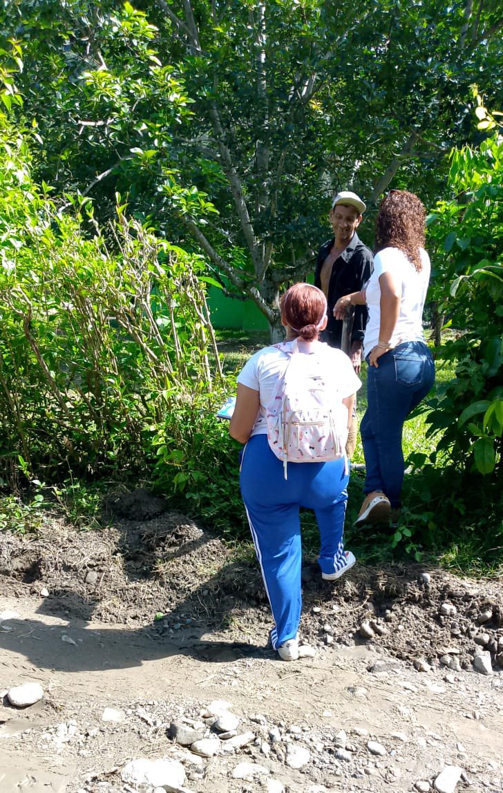 MROBINSONYARA's tweet photo. #17Sep Nuestros misioneros del mcpio San Felipe presente en el Despliegue Social en Movimiento, Venezuela Renace; en la comunidad Macagua, Comuna San Juan Bautista.
@NicolasMaduro 
@HectoRodriguez 
@delcyrodriguezv https://t.co/BFxGXjpWU2