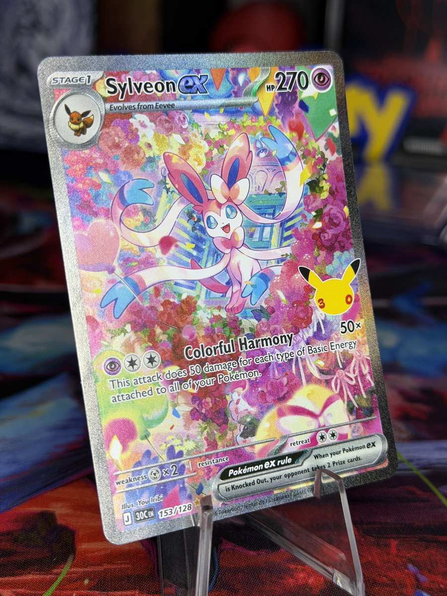 PokeTeeJay's tweet photo. This Sylveon SIR from 30th is a work of art 🎀 ✨ 
#Pokemon https://t.co/lnDs8YIpvp