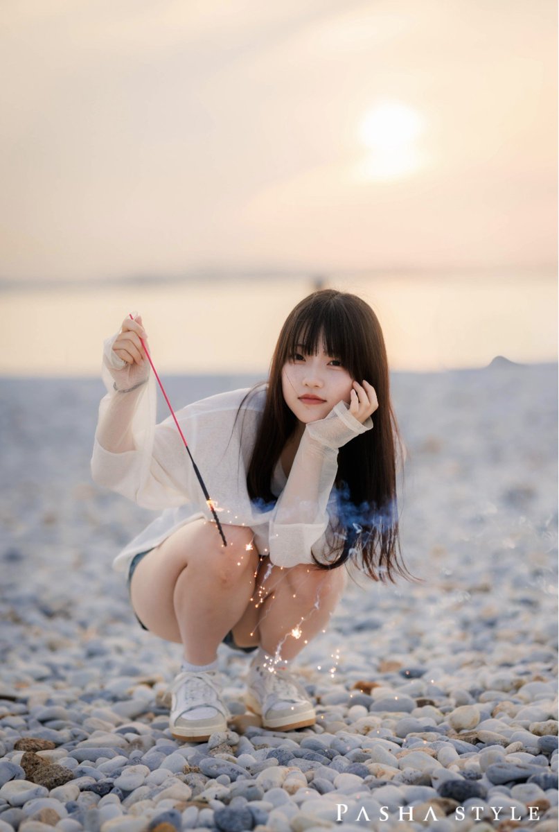 emu_zou_sub's tweet photo. 夏先取りで撮らせて頂いた1枚がPASHA認定されました💮
千穂さん(@chiho_1130 )
ありがとうございます😀💕
https://t.co/SIrcDsMypu https://t.co/f5qgK4mxDP