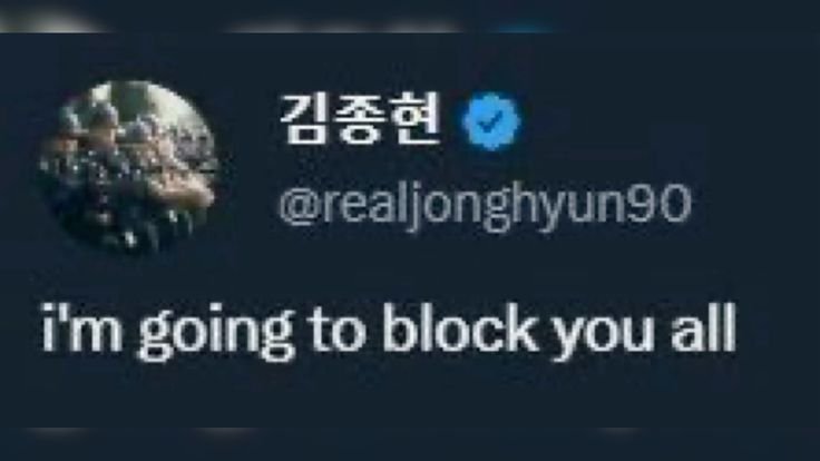 llystarssss's tweet photo. Eu assim igual o jonghyun https://t.co/6Wd6Wyy7KB