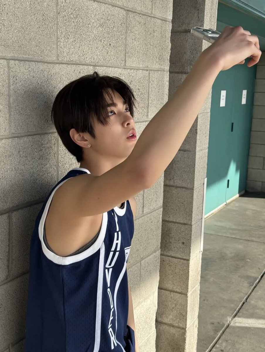 keonpuppy's tweet photo. https://t.co/wHHnJRyyVO