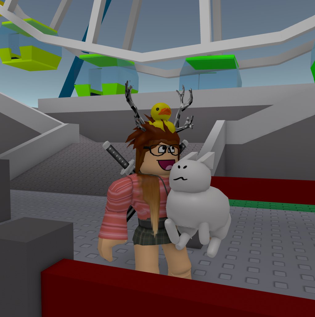 1mmiee's tweet photo. why is a gubby here
 #roblox #thehunt20 https://t.co/nmGyRniEmt
