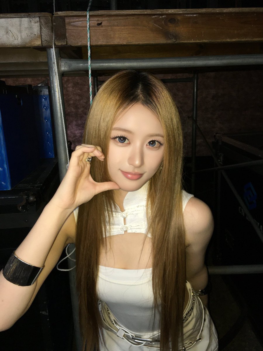 HOWxfiles's tweet photo. https://t.co/YfEzW2Yug9