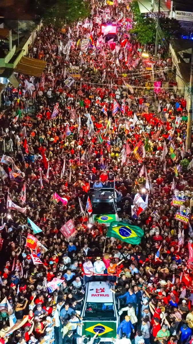 LulaOficial's tweet photo. Montes Claros e Minas estão prontos para mais!

📸: @ricardostuckert https://t.co/n5sxUdxwud