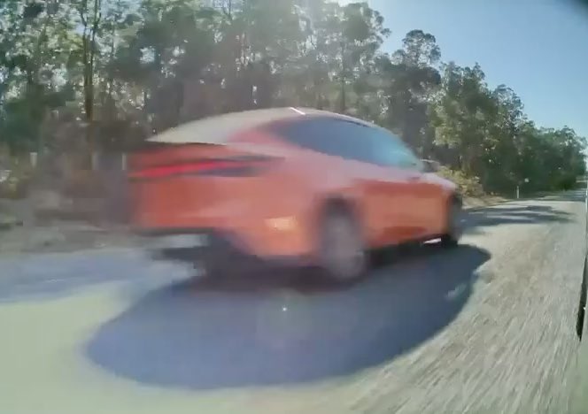 mitchandrews_'s tweet photo. I have been seeing so many Model Y Ls around lately. This wrapped one was pretty cool though. The colour looked great in the sun. https://t.co/ZzbbRpmInd