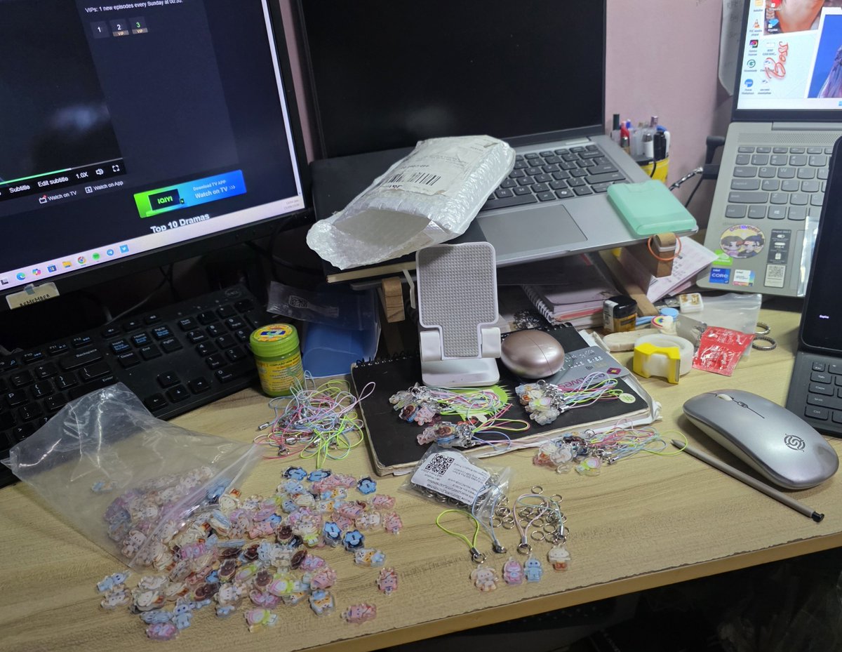 Ejcruz1629's tweet photo. Giving away some freebies for KengNamping in Manila🥰 pakihanap nalang ako pakalat kalat lang po..hahahaha

#KengNampingFMinManila
#KengNamping
#KengHarit
#nampingster https://t.co/aaHtbRlTmN