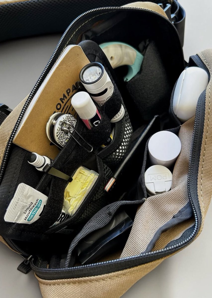 TACTICALGEEK_US's tweet photo. TACTICAL_GEEK Cache L3C 🎒 Compact size, smart storage, ready for every daily adventure. #tacticalgeek  #pouch  #edcpouch  #edcorganizer  #gear  #edcgear #edc #outdoorlife #everydaycarry #everydaycarrys #edcpouchs #edcbag #urbancarry #edcbags #edcusa #knives #edcknives https://t.co/QsMOHI0NF5