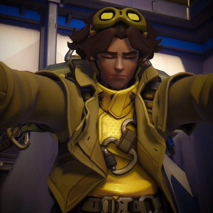 BR0DOVE's tweet photo. show me ur

tank/dps/support/player https://t.co/BGhsNXborA