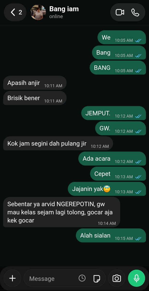 Redzvjse's tweet photo. #Lawblad liam supir pribadi (arvidnya ngambek ga di jemput jiers) https://t.co/B6ONxyzP8p
