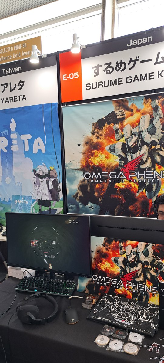 prince_ue4's tweet photo. インディコーナーで　最高のメカゲー
OMEGA PHENEXを発見☆
ウィッシュリスト登録とXフォローで
バッジをゲットしたぜ!!　デザイン超お洒落
#TGS2026 https://t.co/GlfCJpHEYh