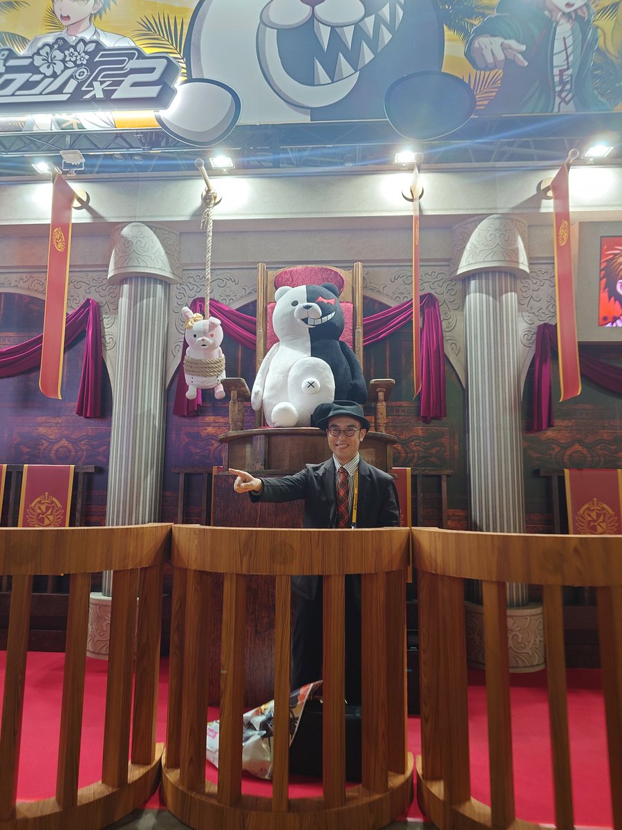 dyamakata's tweet photo. モノクマとモノミだ！

#ダンガンロンパTGS https://t.co/KF9ydVIIk2