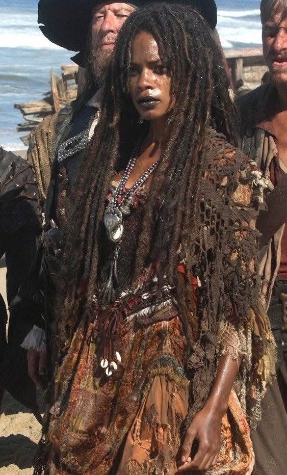 solisolsoli's tweet photo. See why the sea stays at her back · Naomie Harris https://t.co/EyzfEBsziz