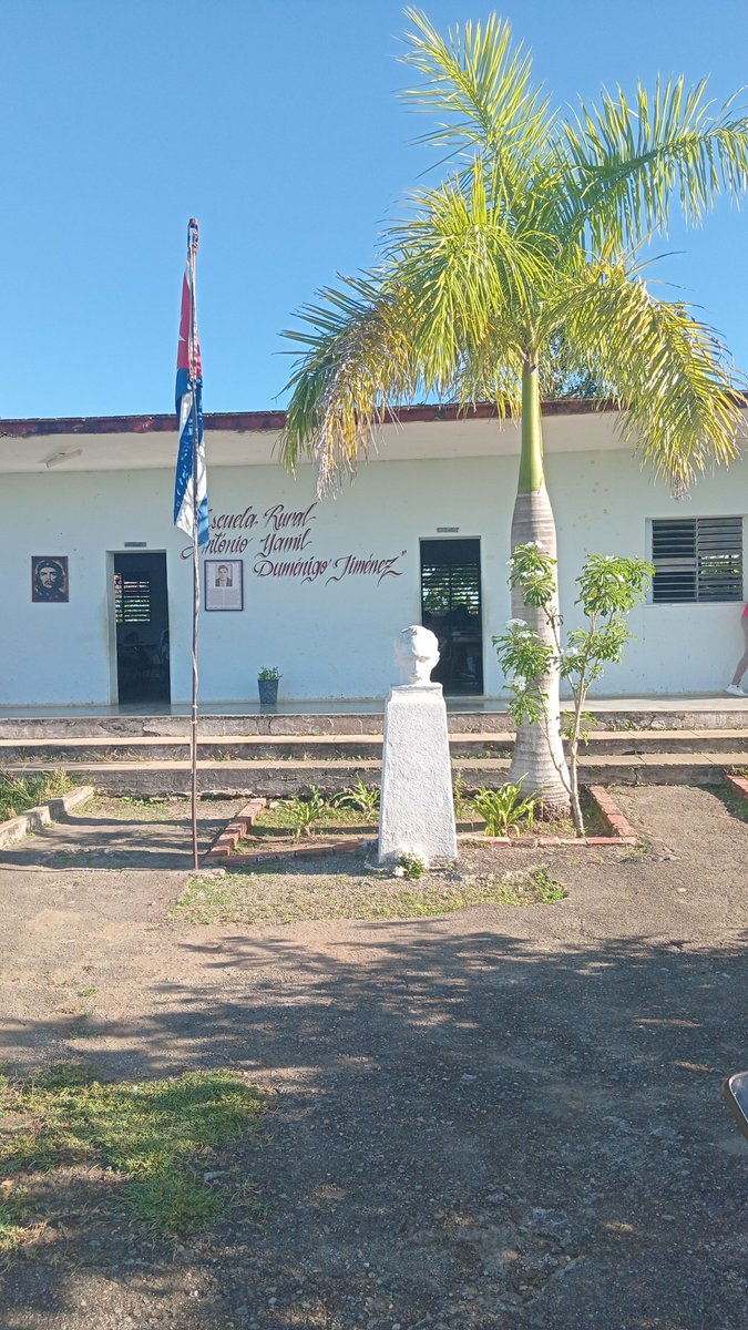 Inspeccdgeplac's tweet photo. Visita a la Zona educativa De Miller  #estamañana por el equipo metodologico De la  #dgeducacionplacetas. #CubaMined #CubaViveyTrabaja. https://t.co/cj2EuqLsMM