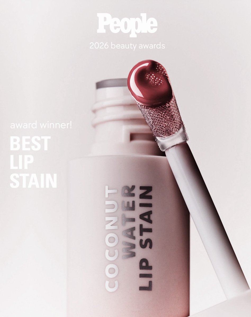 cosmeticskyli's tweet photo. 𝒞𝑜𝒸𝑜𝓃𝓊𝓉 𝓌𝒶𝓉𝑒𝓇 𝓁𝒾𝓅 𝓈𝓉𝒶𝒾𝓃! 2026 𝒷𝑒𝒶𝓊𝓉𝓎 𝒶𝓌𝒶𝓇𝒹𝓈 𝒷𝑒𝓈𝓉 𝓁𝒾𝓅 𝓈𝓉𝒶𝒾𝓃𝑒𝓇!💋🎀💄 https://t.co/vGI3mErBwn