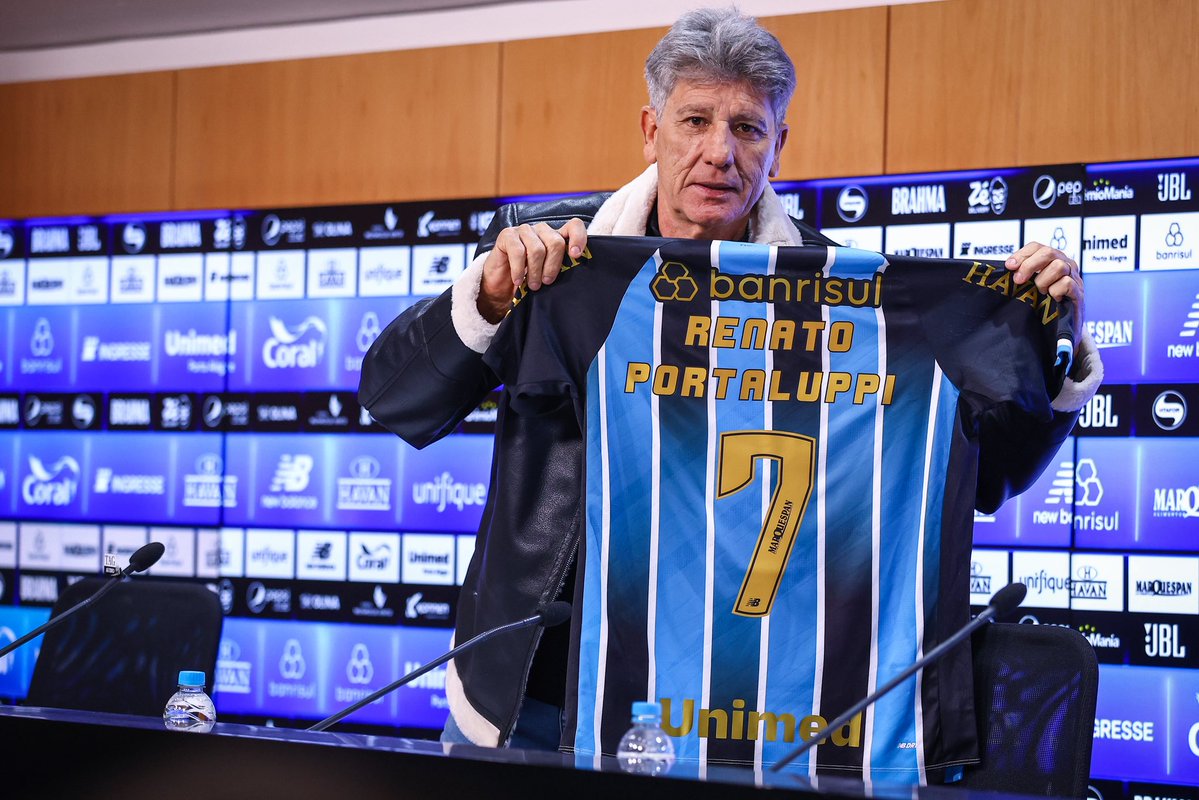 Gremio's tweet photo. ABSOLUTE CINEMA 🇪🇪🤷🏻

📸 Cliques de: Lucas Uebel | Grêmio FBPA https://t.co/cOKIRIy5Bq