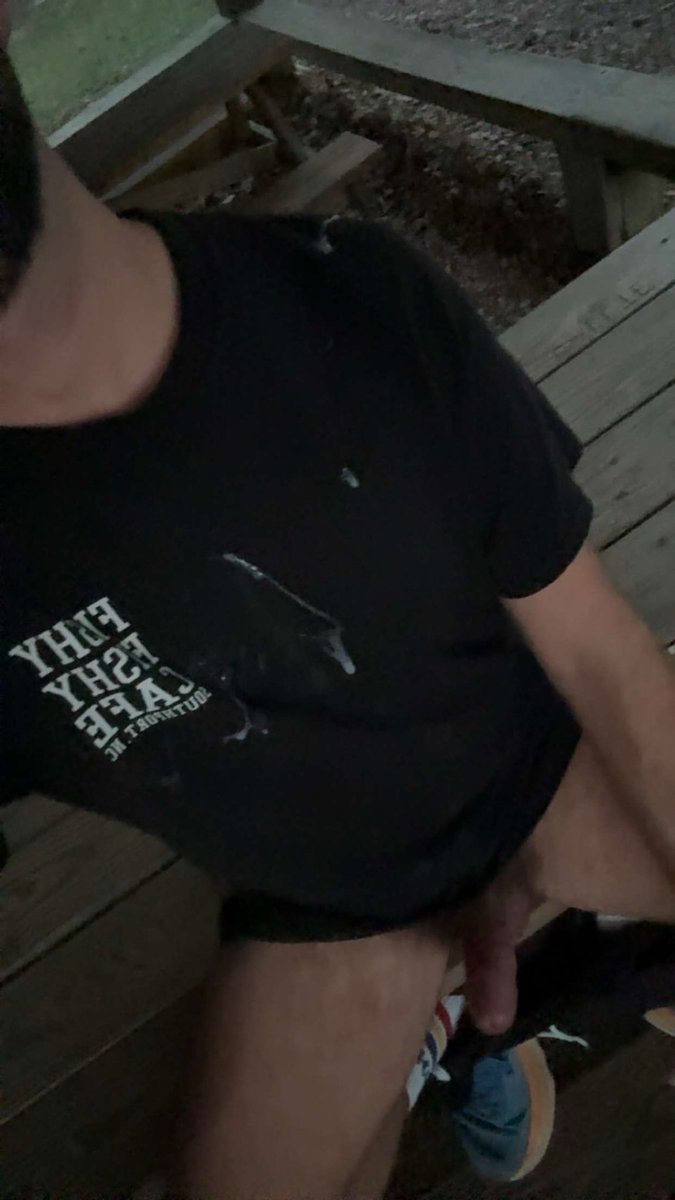 shortsnsperrys's tweet photo. I always enlist a new recruit to bust on me https://t.co/NAhdNABGea