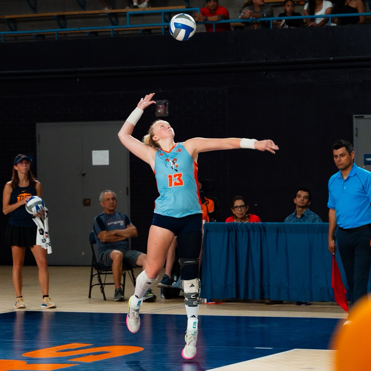 UTEPVB tweet picture