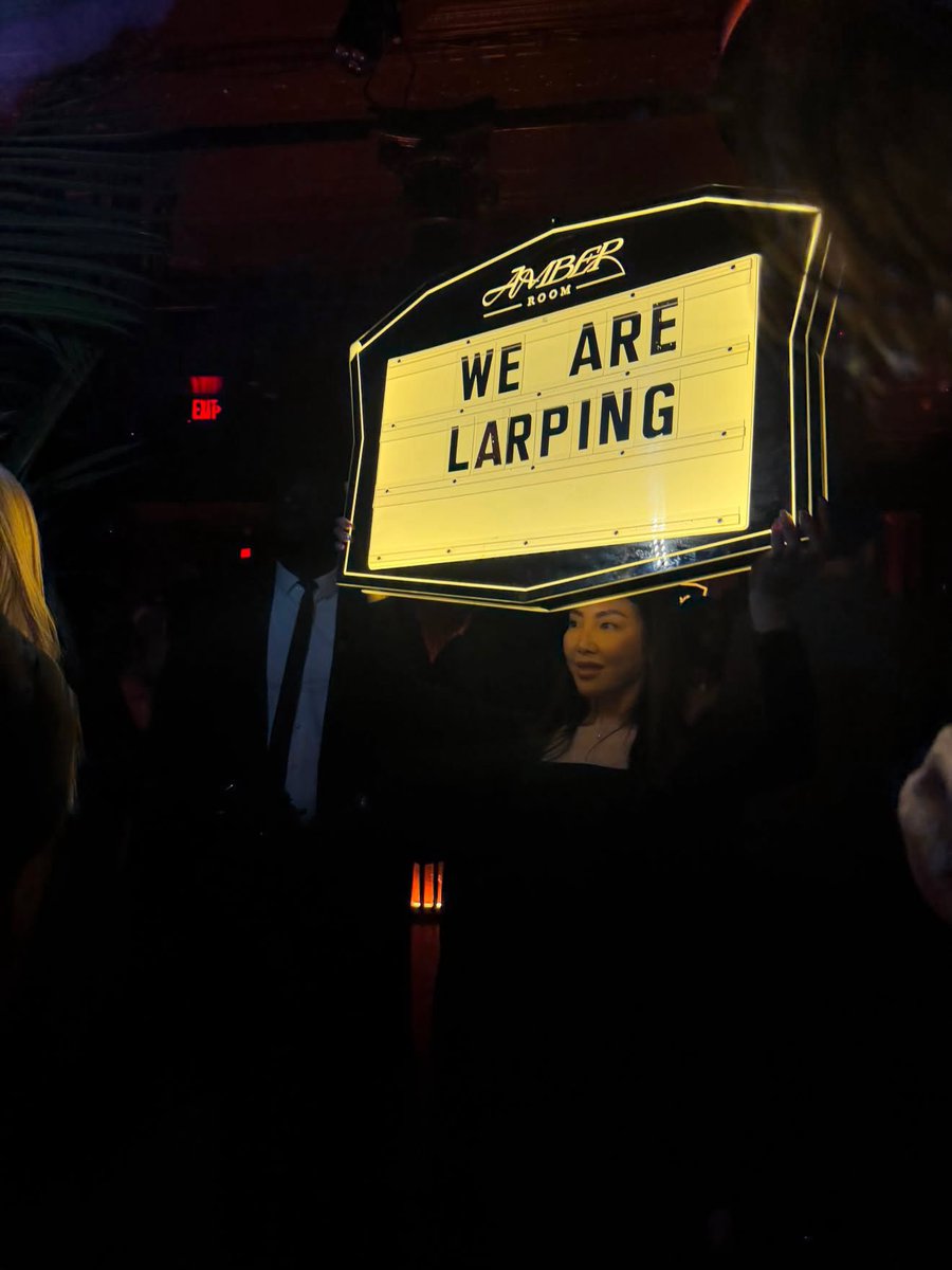 cheekystillcool's tweet photo. don’t put me in charge of the signs https://t.co/hWcGy04x81
