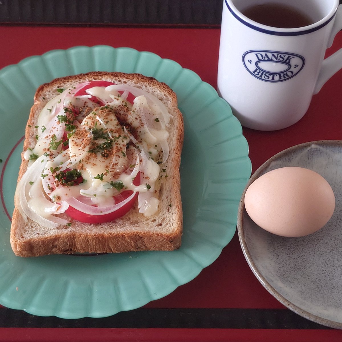 at_os_72's tweet photo. 朝ごはん🍞🍅🧀🧅🌿🥚☕
パン　★★★★★
トマト★★★★★
チーズ★★★★★
玉葱　★★★★★
玉子　★★★★★
肉桂　★★★★★
パセリ★★★★★
全体　★★★★★
※玉子瞬間剥きの術🥷 https://t.co/fNk33YxJSk
