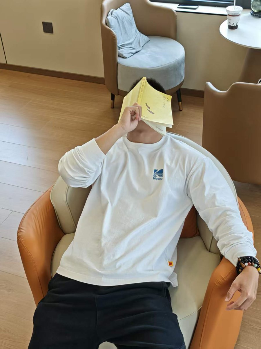 jianhaone's tweet photo. 洗洗睡##直男 #寸头 #肌肉 #s #退役 https://t.co/aFyz3684ge