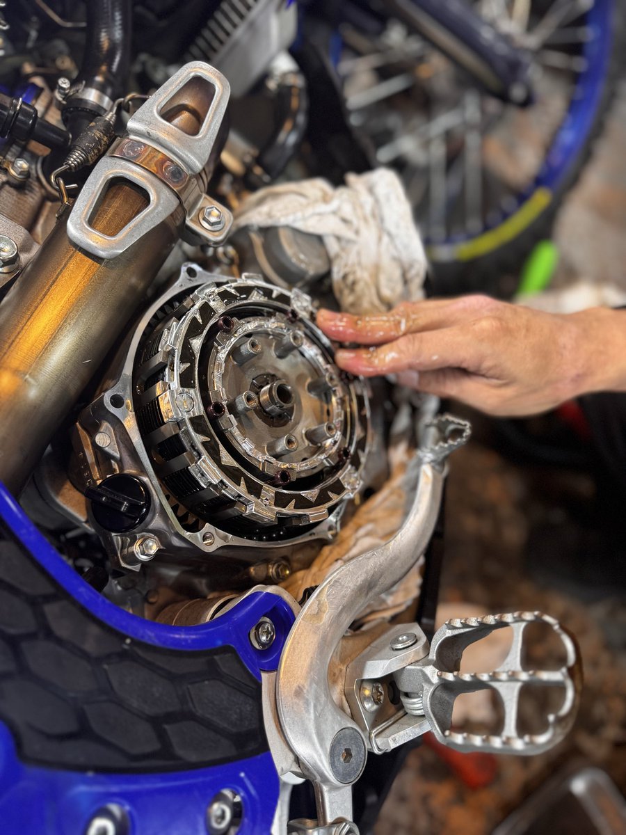STARSTRADING's tweet photo. Rekluse auto clutch 
それはただの部品ではなく、
ライダーを助け、サポートしてくれる相棒

新たに2人の新規お客様に導入させていただきました。

ありがとうございました！

#starstrading #スターズトレーディング 
#rekluse @Rekluse https://t.co/5hQw8geaqA