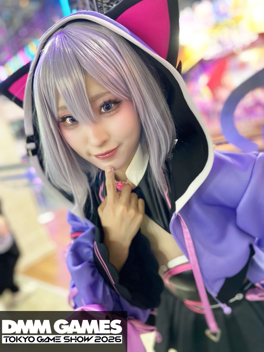 dmmolg_com's tweet photo. ╭━━━━━━━━━━━━╮
　#TGS2026 2日目🦊✨
╰━━━━━━ｖ━━━━━╯
今日・明日は「コスプレイヤー・コンパニオンステージ」の配信も！

X・YouTubeで実施予定✨
URLはリプを✅

DMM GAMESブースは【Hall3】！
お待ちしてます🎉

▼本日は #ドットアビス のピコさんを📷✨ https://t.co/JmIIgdprfc