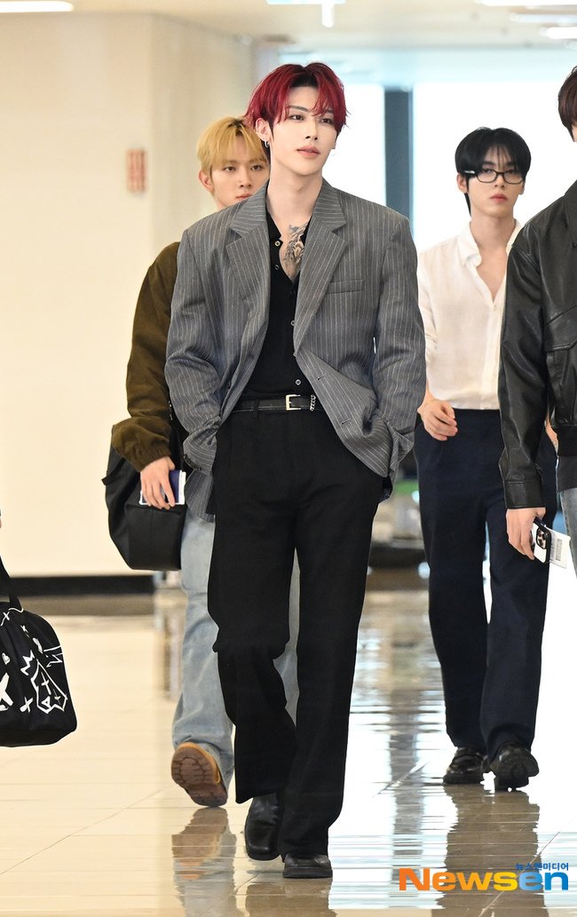 RICKYGLOBAL_'s tweet photo. [📷] 260918 — Articles on #RICKY's departure to Japan

🔗 https://t.co/IjPuarKa3M
🔗 https://t.co/4oxBeujf1F
🔗 https://t.co/4oxBeujf1F
🔗 https://t.co/Ilcuuu1YXV

Make sure to react and share!

#리키 #沈泉锐 #リッキー #AND2BLE #앤더블 https://t.co/RZ7KlPvwYe