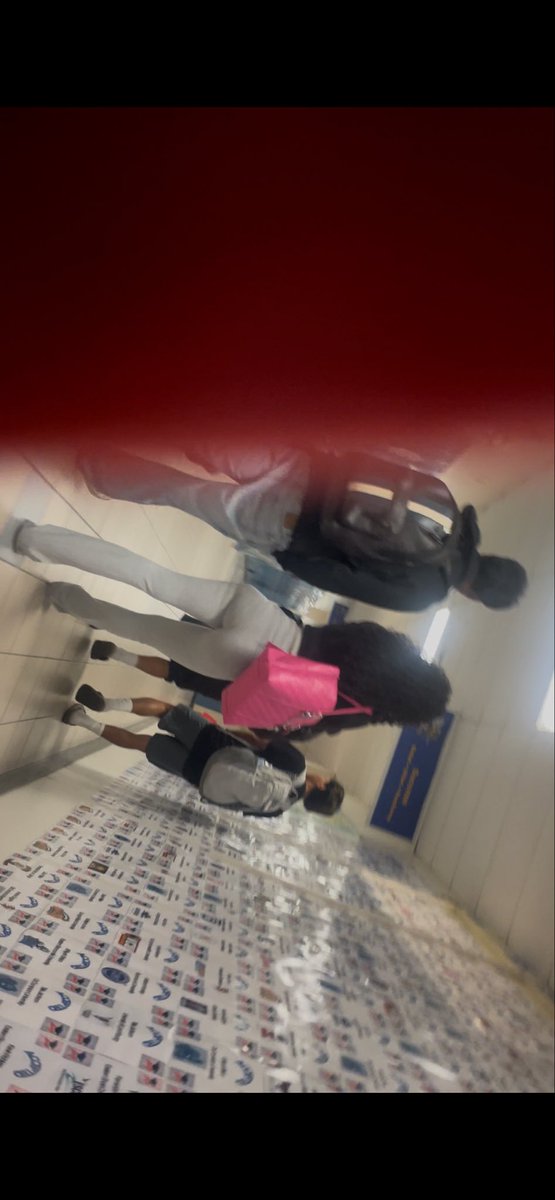 Boomslayer3Mr's tweet photo. #candids #ebonyteen https://t.co/DO994ZwrTB