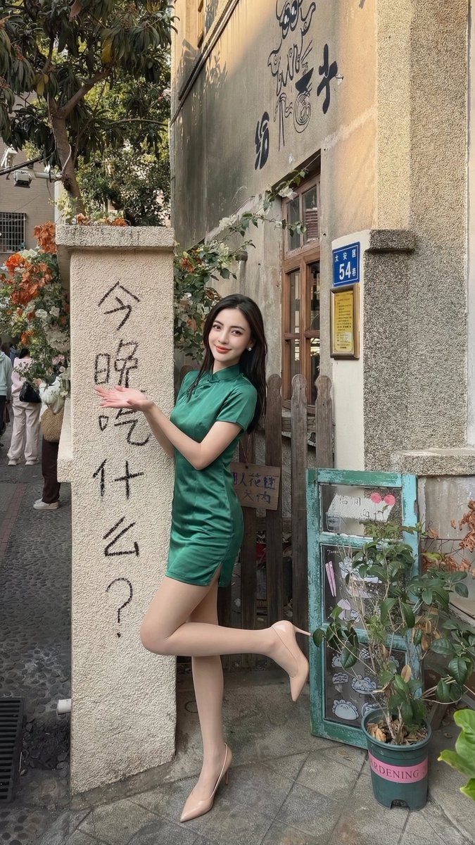 KF991100's tweet photo. 今晚吃什么？当然是吃.......... https://t.co/ZNR3UiJNR1