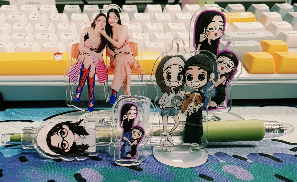 AbAblazy's tweet photo. กอว มาครบทุกแบบ ทุกสิ่งแล้ว เจอกันวันคอนที่อิมแพคทั้งสองวันค่า 😁

ขอบคุณผู้ร่วมอุดมการณ์ @oraduan  @pang109_TYS @lolingbb @sbiep 

ขอบคุณคาแรกเตอร์สุดคิ้วท์จาก @Vel_LO_art 

และขอบคุณหลิงออมที่เกิดมาให้รัก #หลิงออม‌  #LingOrm https://t.co/LhsFDkOTQ8