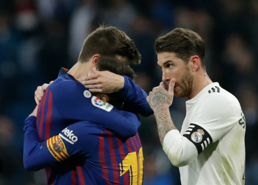 shoyoboops's tweet photo. piquessi might be dead but they do have some generational photos (ft. sergio) https://t.co/eZ1nicHY4B