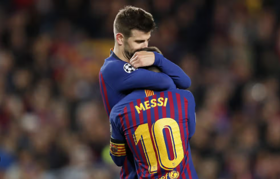 shoyoboops's tweet photo. piquessi might be dead but they do have some generational photos (ft. sergio) https://t.co/eZ1nicHY4B