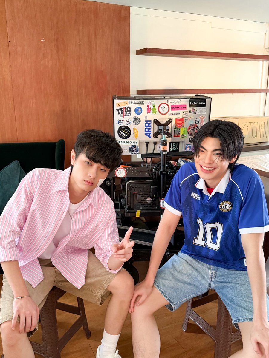 ronna_ronnachai's tweet photo. ไม่ชอบแล้วเธอยิ้มไม? 💕😁

#เจ้าของรอยยิ้ม_OABNITHI
#TheeWave 
#tthi_eks #waavetnp https://t.co/JXhsa62eOt