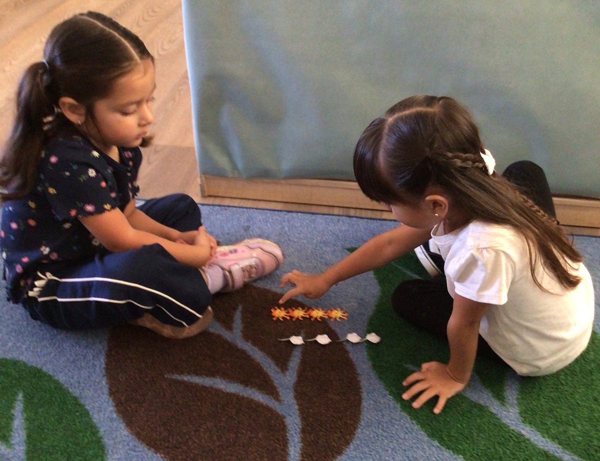 FUSDDistrict's tweet photo. Preschool students have been working with counting collections. After counting the objects in their collections, they created representations to show the quantities they counted. This activity strengthens number sense, one-to-one correspondence, &amp; mathematical thinking. https://t.co/COpShqbxDd