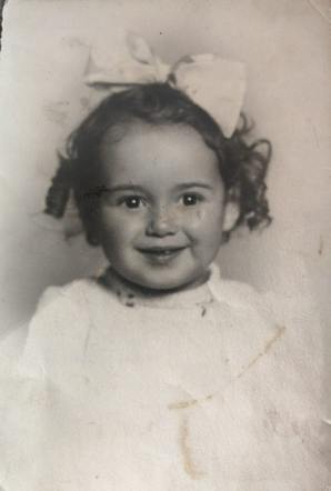 AuschwitzMuseum's tweet photo. 18 September 1940 | Dutch Jewish girl, Dina Coster, was born in Amsterdam.

She was deported to #Auschwitz from #Westerbork in November 1942. She was murdered in a gas chamber after the arrival selection. 
---

Watch a short video about gas chambers and crematoria of the Auschwitz camp: https://t.co/AENjcRS04c