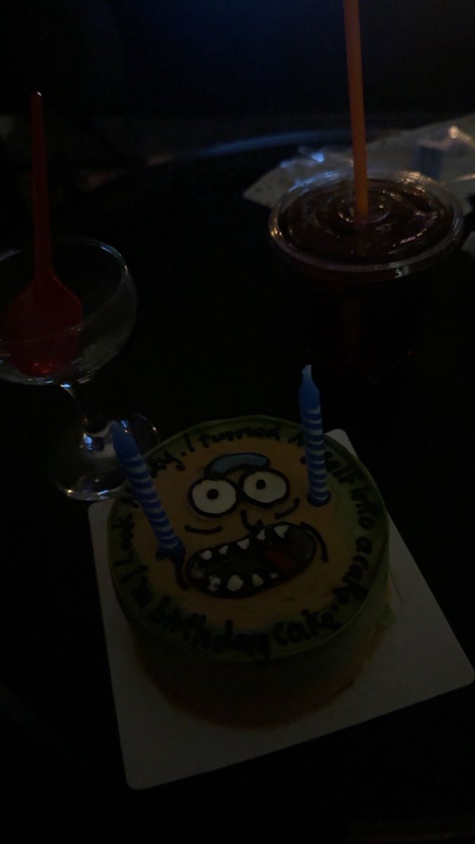 unknownbrainO_o's tweet photo. rick cake https://t.co/rsQ6fmItVq