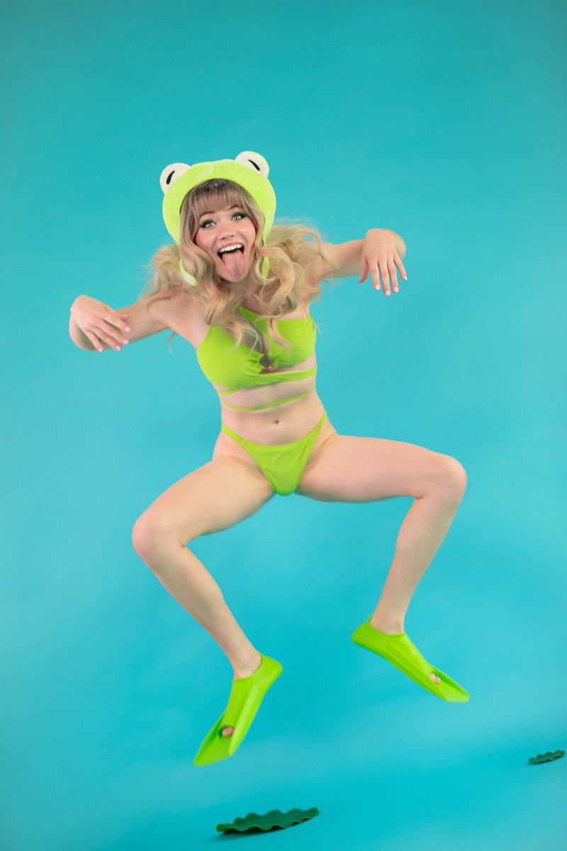 Nichameleon's tweet photo. Ribbit 🐸 https://t.co/yUoOLE7BOU