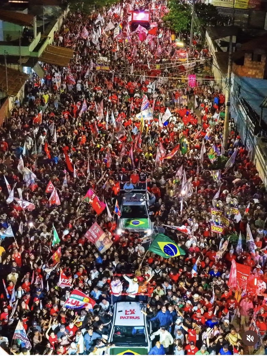 RogerioCorreia_'s tweet photo. Lula em Minas Gerais, arrastando multidões em Montes Claros. Vamos ganhar em Minas e claro, quem ganha aqui, ganha no Brasil. https://t.co/ui1n0t82iZ